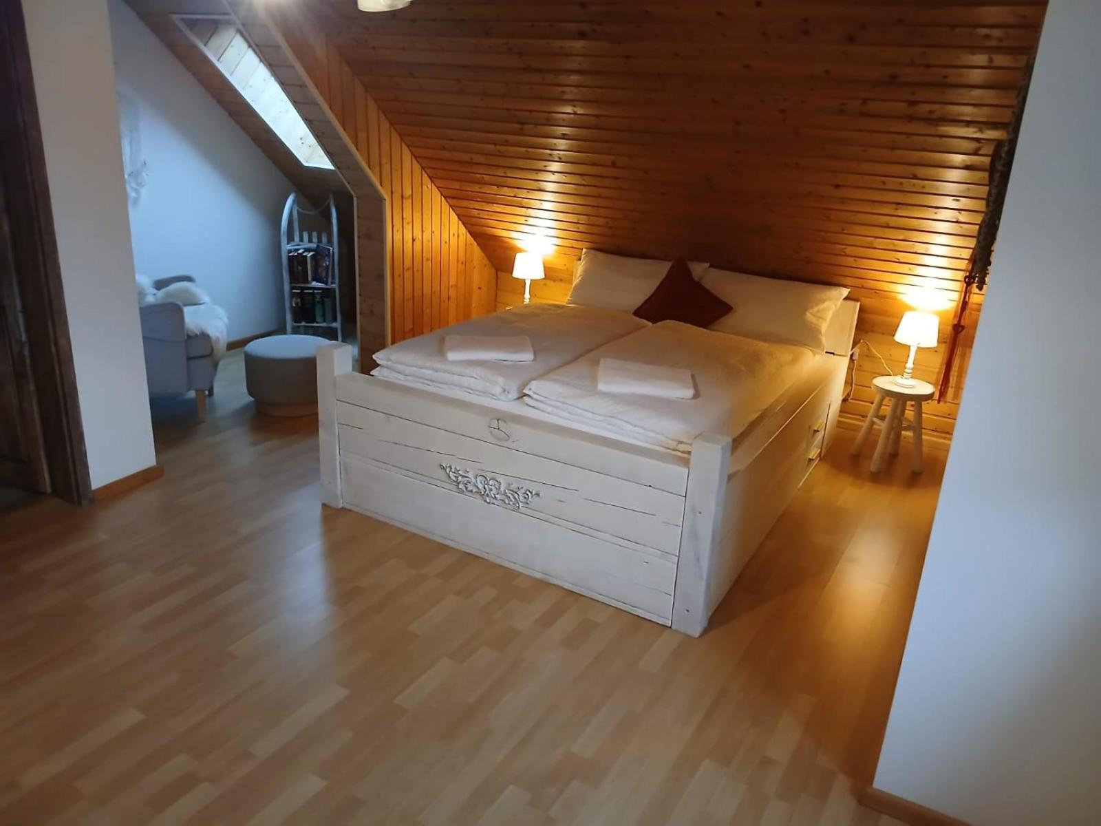 Villa Familienfreundliches-Luxus-Bahnwaerterhaus Schiltach Esterno foto